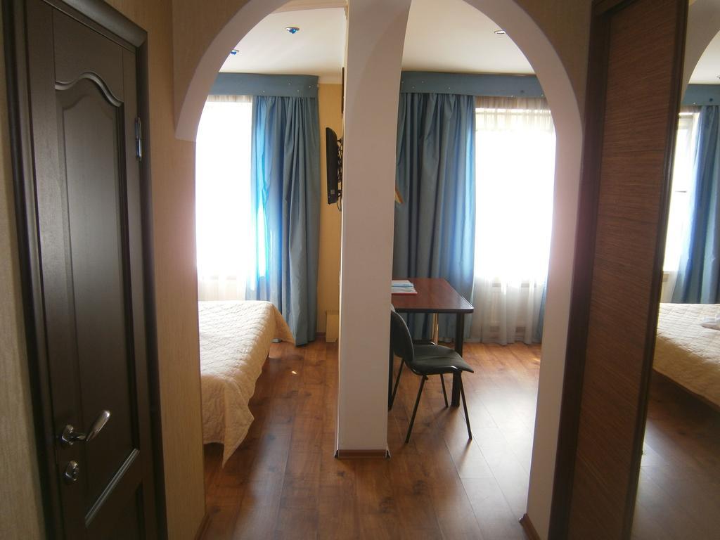 Orion Guest House Kaliningrad Ngoại thất bức ảnh