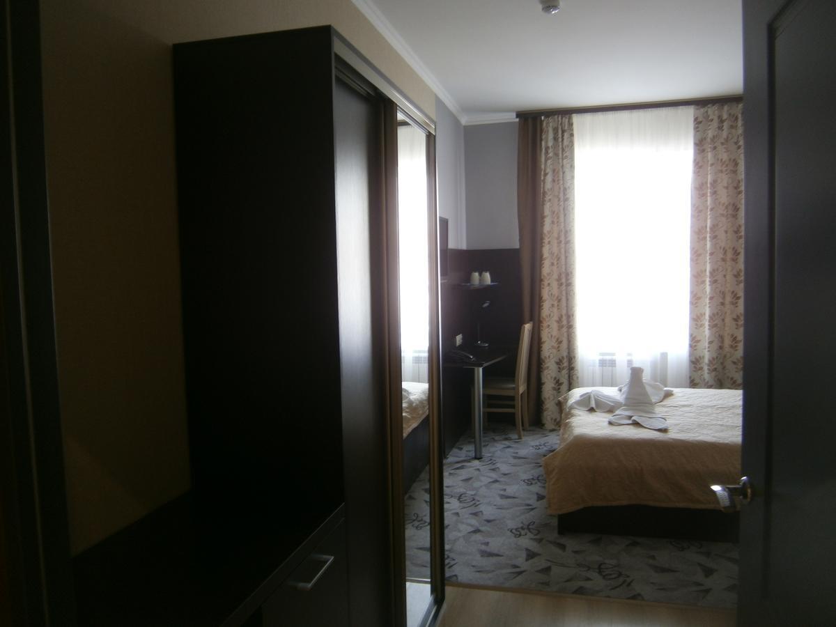 Orion Guest House Kaliningrad Ngoại thất bức ảnh